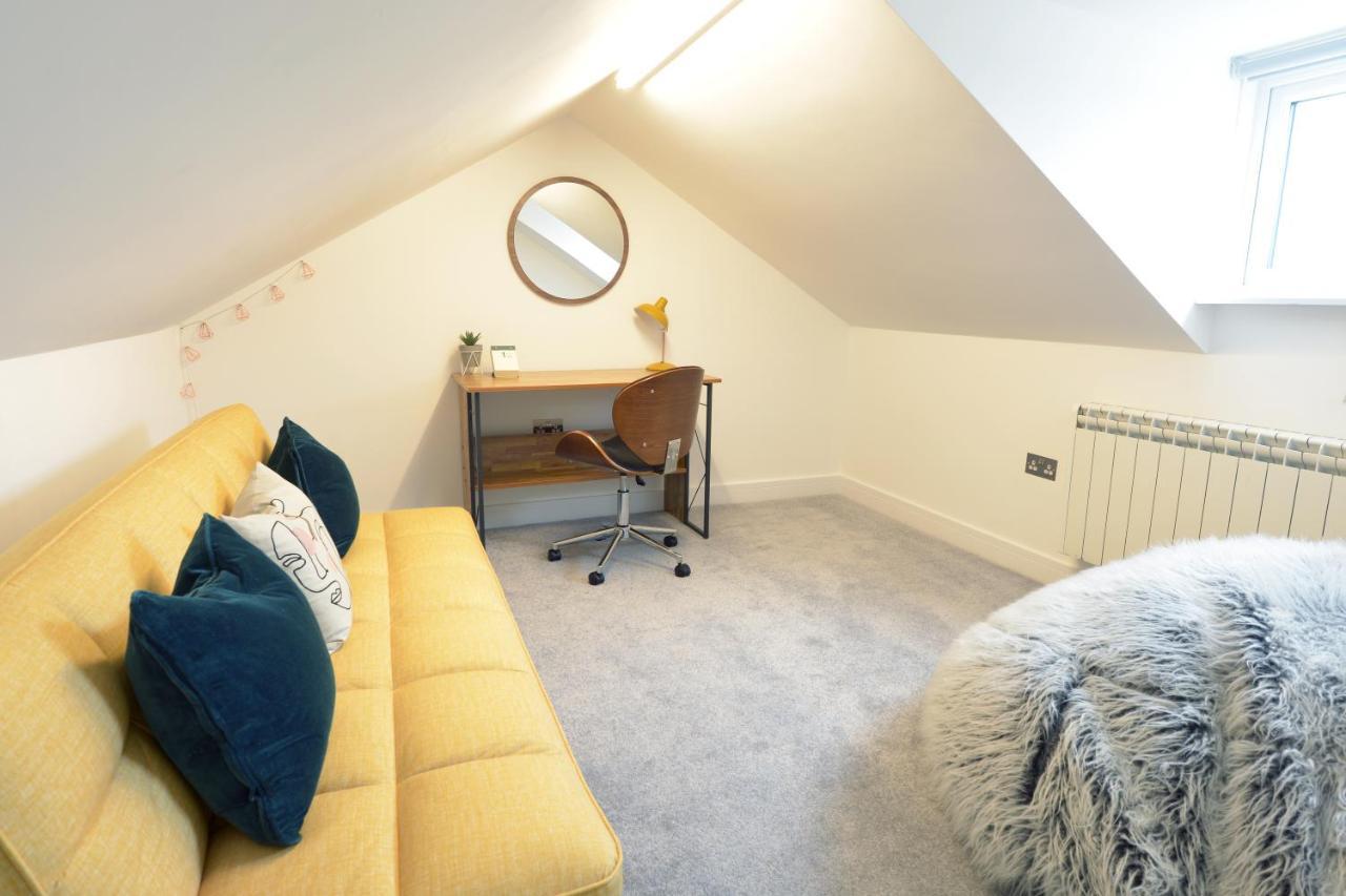 Outstanding Modernised 3/4 Double Bedroomed House Littlehampton Esterno foto